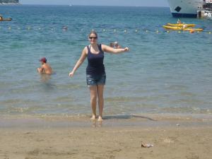 283865_10100513661854935_354496694_n